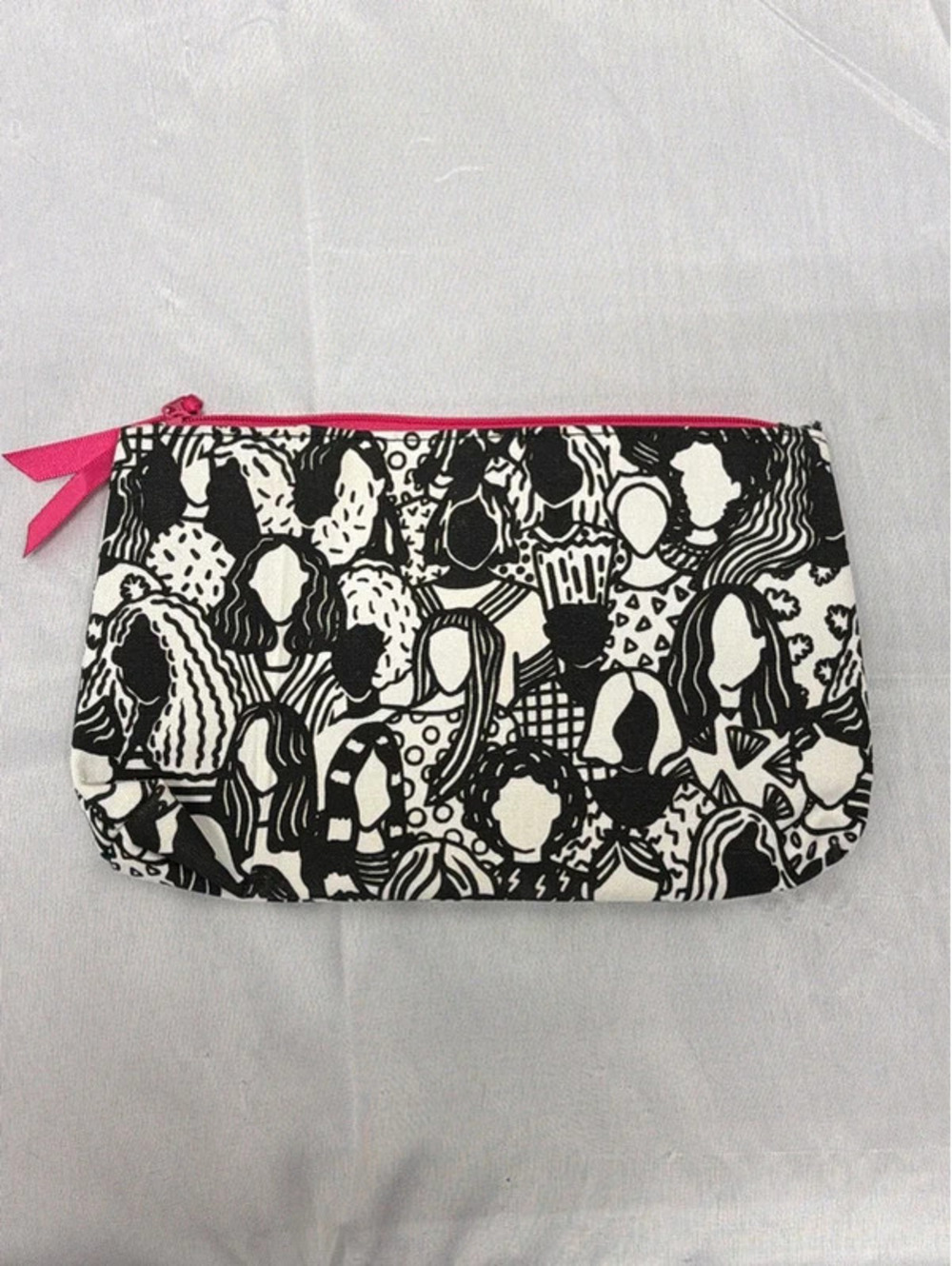 Ipsy makeup bag